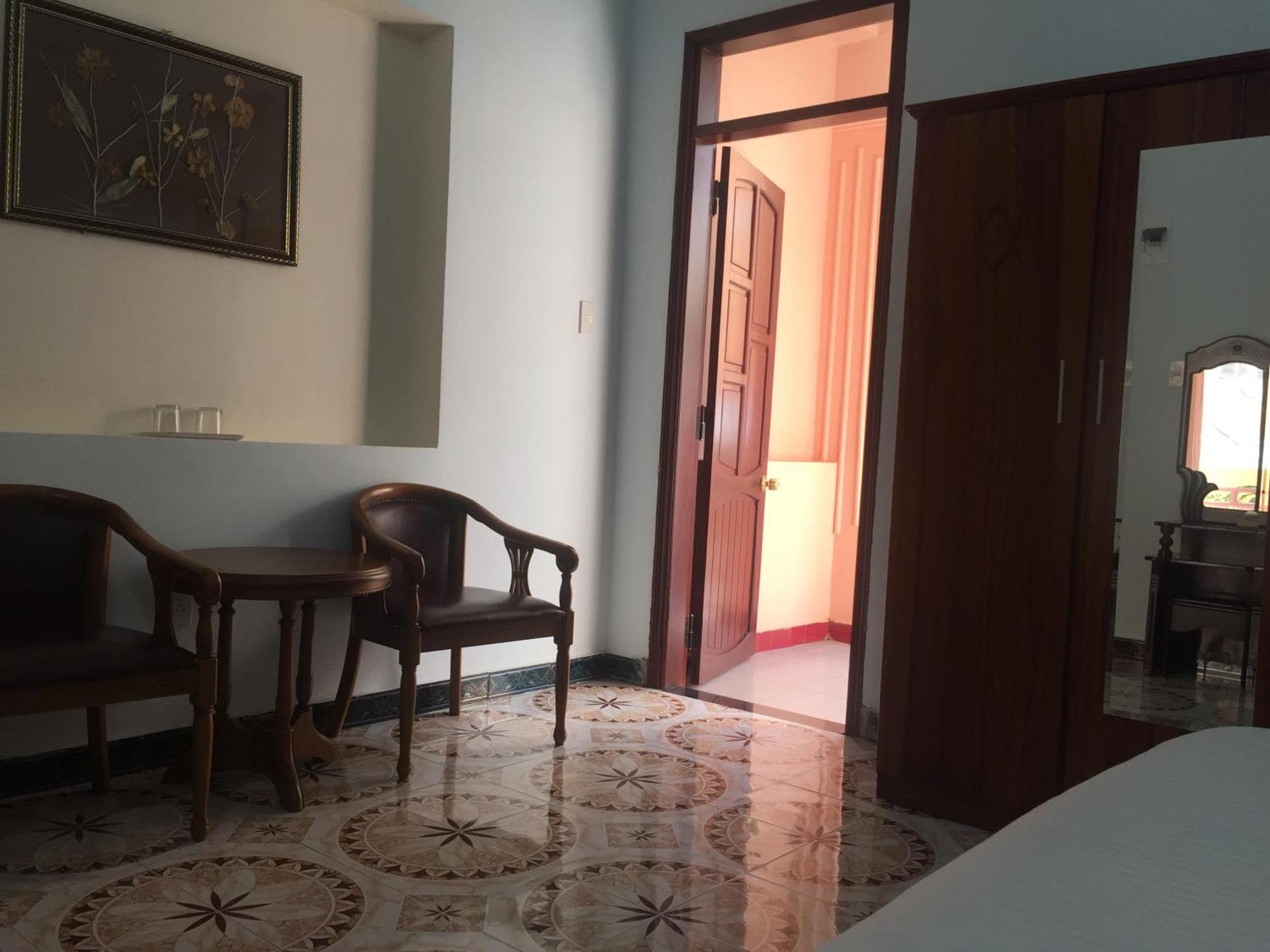 Star Binh Duong Hotel Hue Quarto foto
