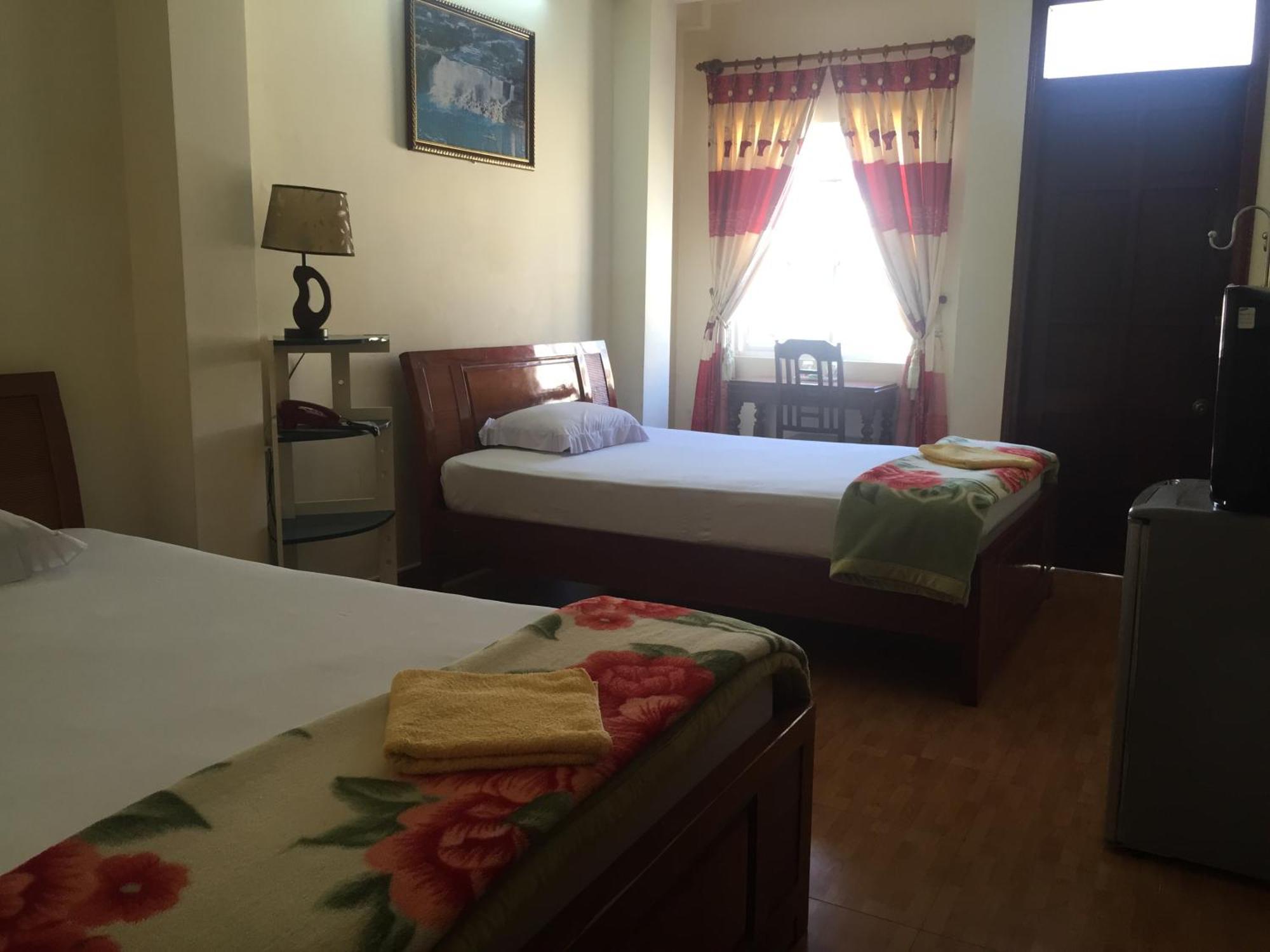 Star Binh Duong Hotel Hue Quarto foto